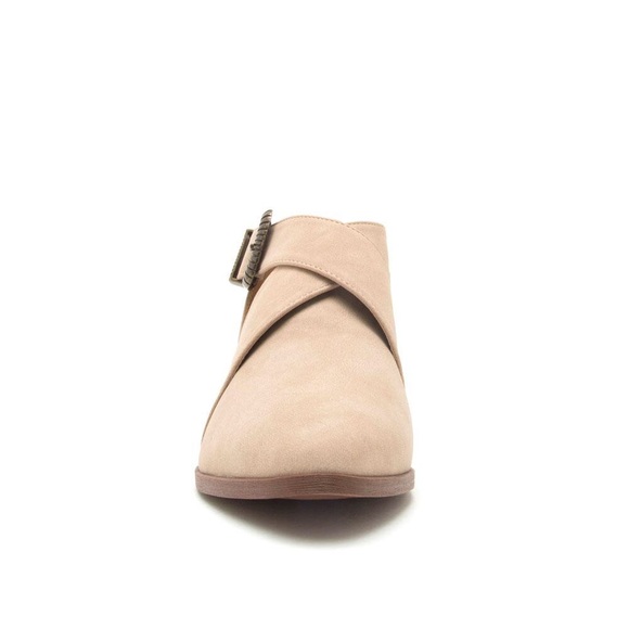Qupid women’s Taupe Cross Band Ballerinas - Picture 5 of 5